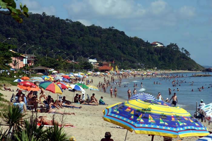 Apartamento Linda Vista Para O Mar Penha Parque Beto Carrero Luaran gambar